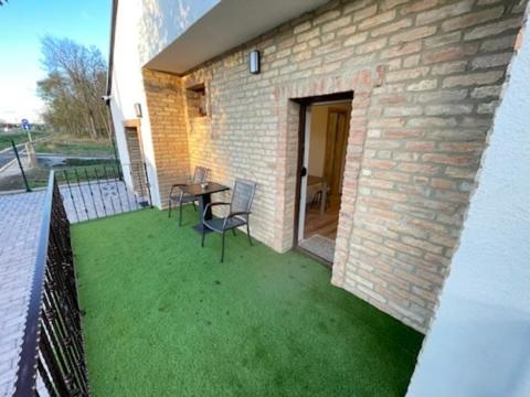 Balatonujlak Kukorica Csarda Apartman 2 מראה חיצוני תמונה