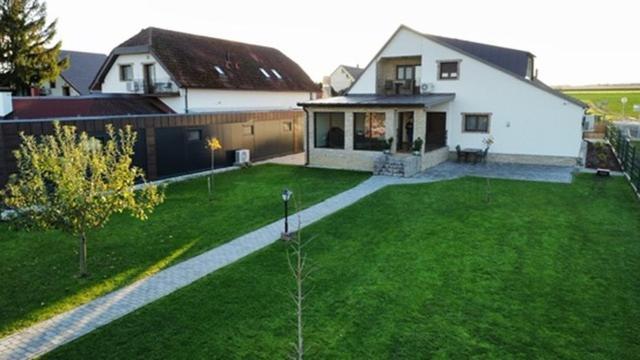 Balatonujlak Kukorica Csarda Apartman 2 מראה חיצוני תמונה