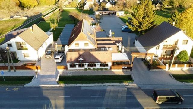 Balatonujlak Kukorica Csarda Apartman 2 מראה חיצוני תמונה